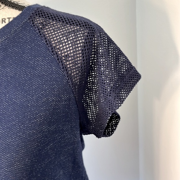 PITT TEE SHIRT • SIZE MEDIUM - Picture 4 of 8